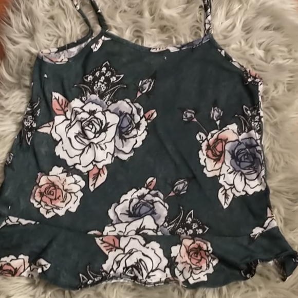 Green, Floral, Tank top NWOT - Picture 3 of 3